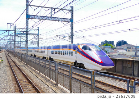 山形新幹線　与野本町駅 23637609