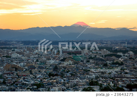 都心から見える茜富士 23643275