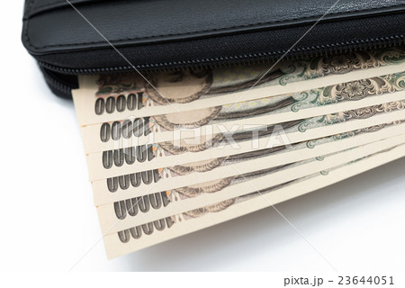 お金持ちのイメージ 財布 23644051