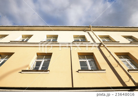 old building, close-up 23648016