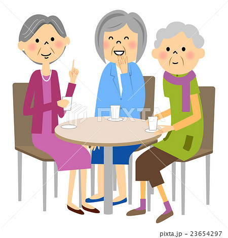 友達とティータイムを楽しむシニア 23654297