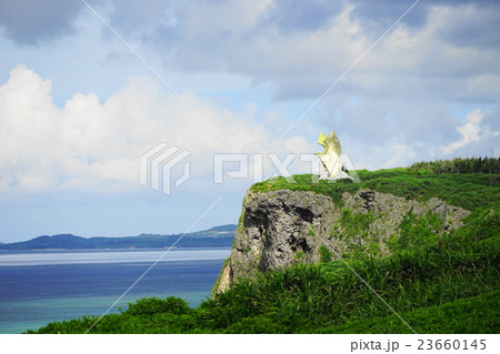 6月　沖縄・宮古島230伊良部島・フナウサギバナタ展望台 23660145