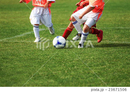 サッカー　フットボール 23671506