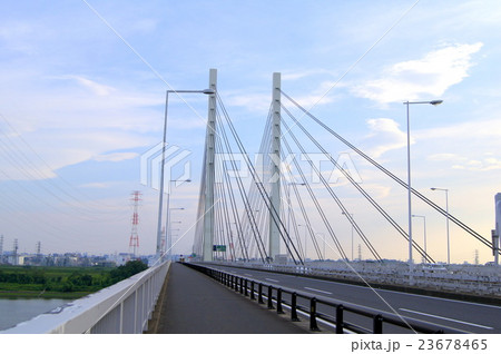 東京外環自動車道 幸魂大橋 戸田方面を望む の写真素材