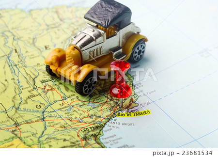 map pin of Rio de Janeiro retro car map pin of Rio de Janeiro retro car 23681534