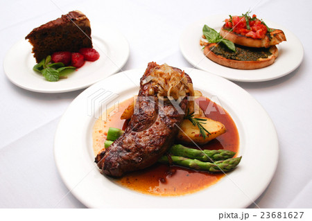 3コースディナー 23681627