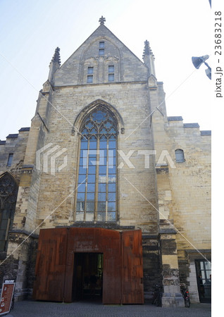 世界一美しい本屋に選ばれたドミニカネン 23683218