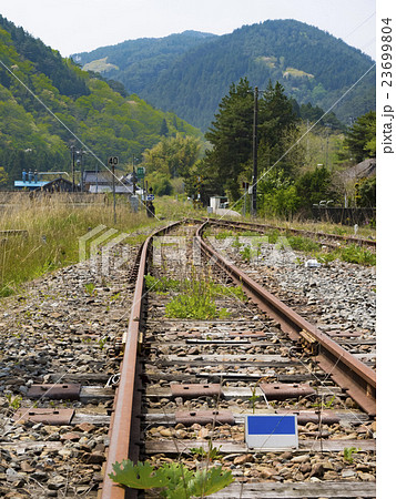 大船渡線　陸前矢作駅付近の風景 23699804