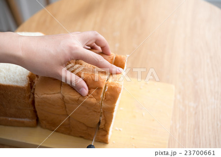 食パン 23700661