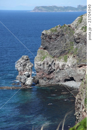 積丹岬 念仏トンネル 神威岬の写真素材