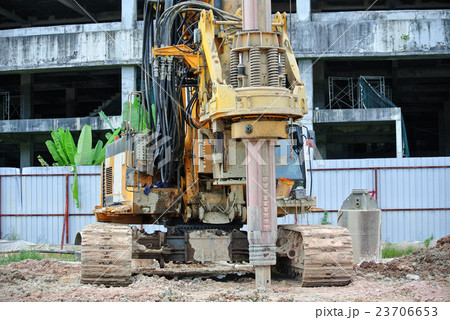 Bore pile rig machine 23706653