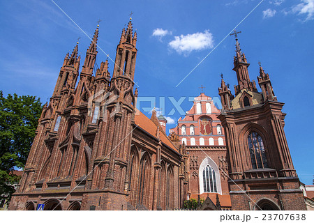 聖アンナ教会とペルナルディン教会 23707638