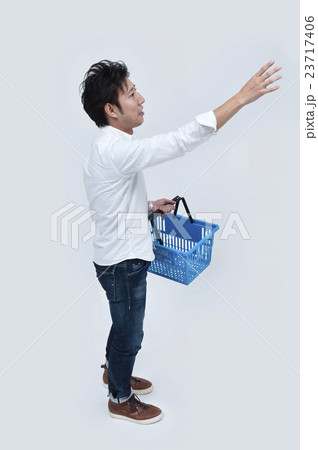 バリエーション豊かで使いやすい人物写真素材 バリエーション豊かで使いやすい人物写真素材 23717406