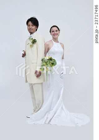 バリエーション豊かで使いやすい人物写真素材 23717496