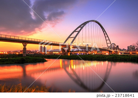 台湾 夕闇 たそがれ 23718641
