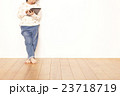 子供一人タブレット 23718719