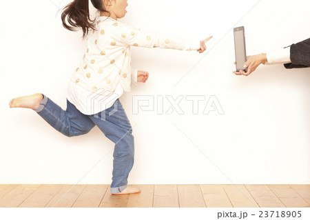 子供一人タブレット 子供一人タブレット 23718905