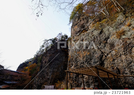 角間渓谷 上田市真田町（奥から） 23721963