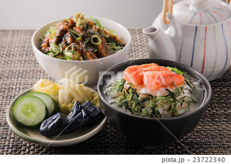 明太茶漬けとひつまぶしと漬物 明太茶漬けとひつまぶしと漬物 23722340