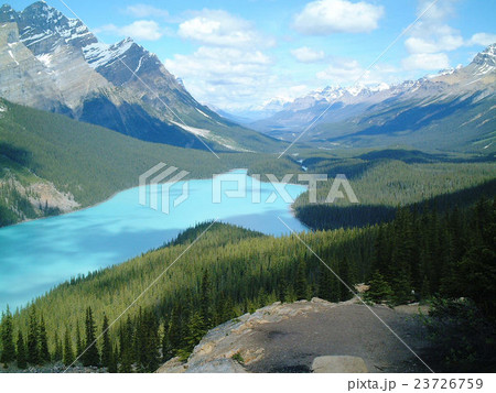 CANADA 23726759