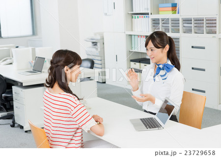 カウンセリング 23729658