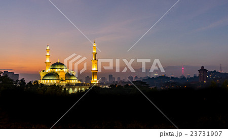 Kuala Lumpur, Malaysia Mosque at sunrise 23731907