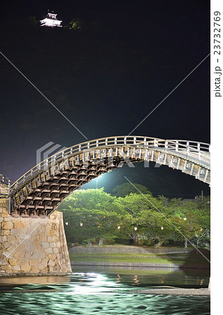 錦帯橋　錦川　岩国城　ライトアップ 23732769