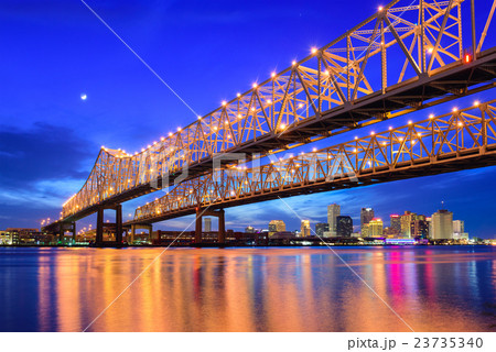 New Orleans Skyline 23735340