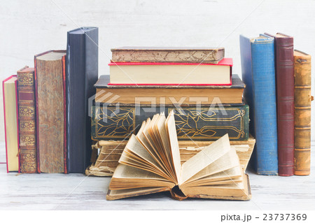 set of booksの写真素材 [23737369] - PIXTA