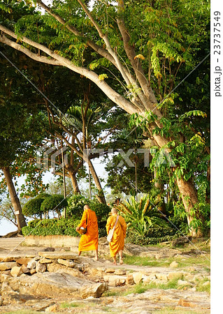 タイ王国の僧侶(Buddhist Monk in Thailand) タイ王国の僧侶(Buddhist Monk in Thailand) 23737549