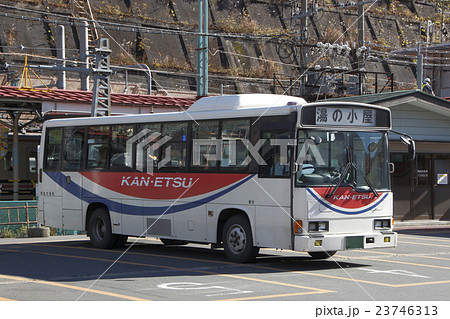 水上駅で出発待機中の関越交通 23746313