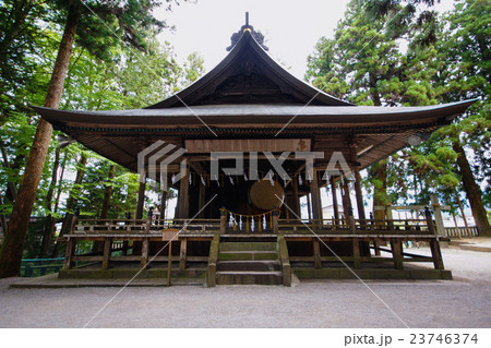 諏訪大社 （ 上社 ・ 本宮 ）　神楽殿　信濃國一之宮　（2015年8月）　長野県 23746374