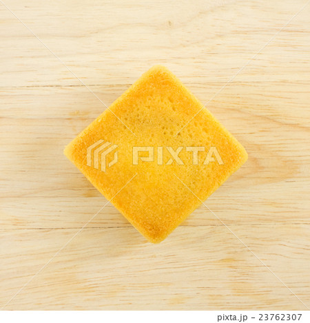 The tasty Taiwanese pineapple pastry cake 23762307