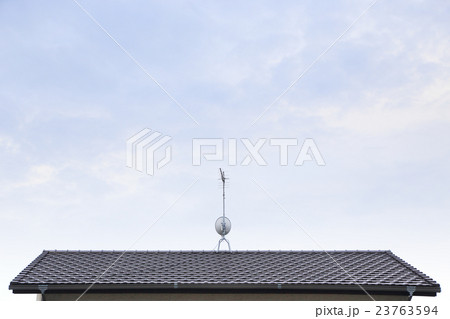 屋根のアンテナ 屋根のアンテナ 23763594