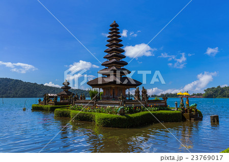 Ulun Danu Temple - Bali Island Indonesia 23769017
