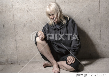 depress senior person with concrete background depress senior person with concrete background 23769932