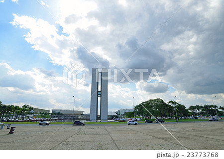 ブラジル ブラジリア 国会議事堂 ブラジル ブラジリア 国会議事堂 23773768