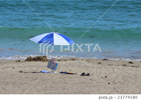 ビーチバラソル 23774580
