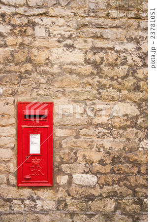 traditional old english postbox 23781051