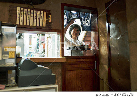 蕎麦屋 店員 蕎麦屋 店員 23781579