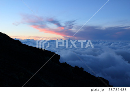 富士山・須走ルート本七合目からの夕景 23785483