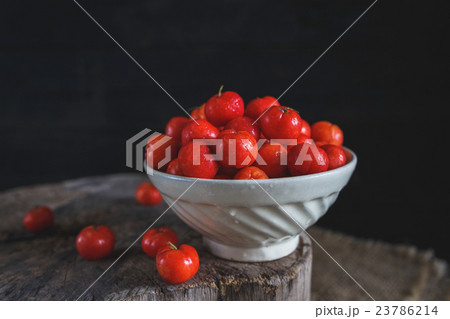 Barbados cherrys Barbados cherrys 23786214