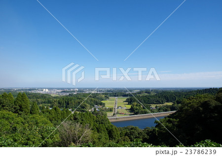 昭和の森公園の展望台より九十九里平野を望む（千葉市緑区） 23786239
