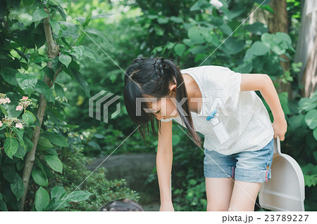 primary school child 23789227