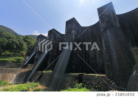 香川県観音寺市大野原町、国重文「豊稔池堰堤」 香川県観音寺市大野原町、国重文「豊稔池堰堤」 23801650