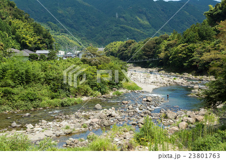 清流イメージ　静岡の興津川 23801763