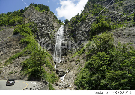 白山白川郷ホワイトロード　ふくべの大滝 23802919