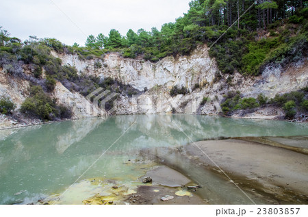 Colourful pond in Wai-O-Tapu Thermal Wonderland. 23803857