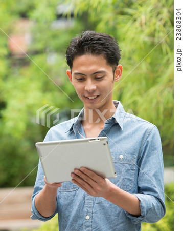 カジュアルビジネス イメージ 　撮影協力:TENOHA DAIKANYAMA 23808304