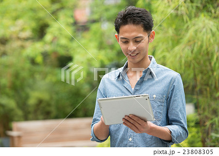 カジュアルビジネス イメージ 　撮影協力:TENOHA DAIKANYAMA 23808305